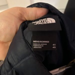 NORTH FACE MEN JACKETS